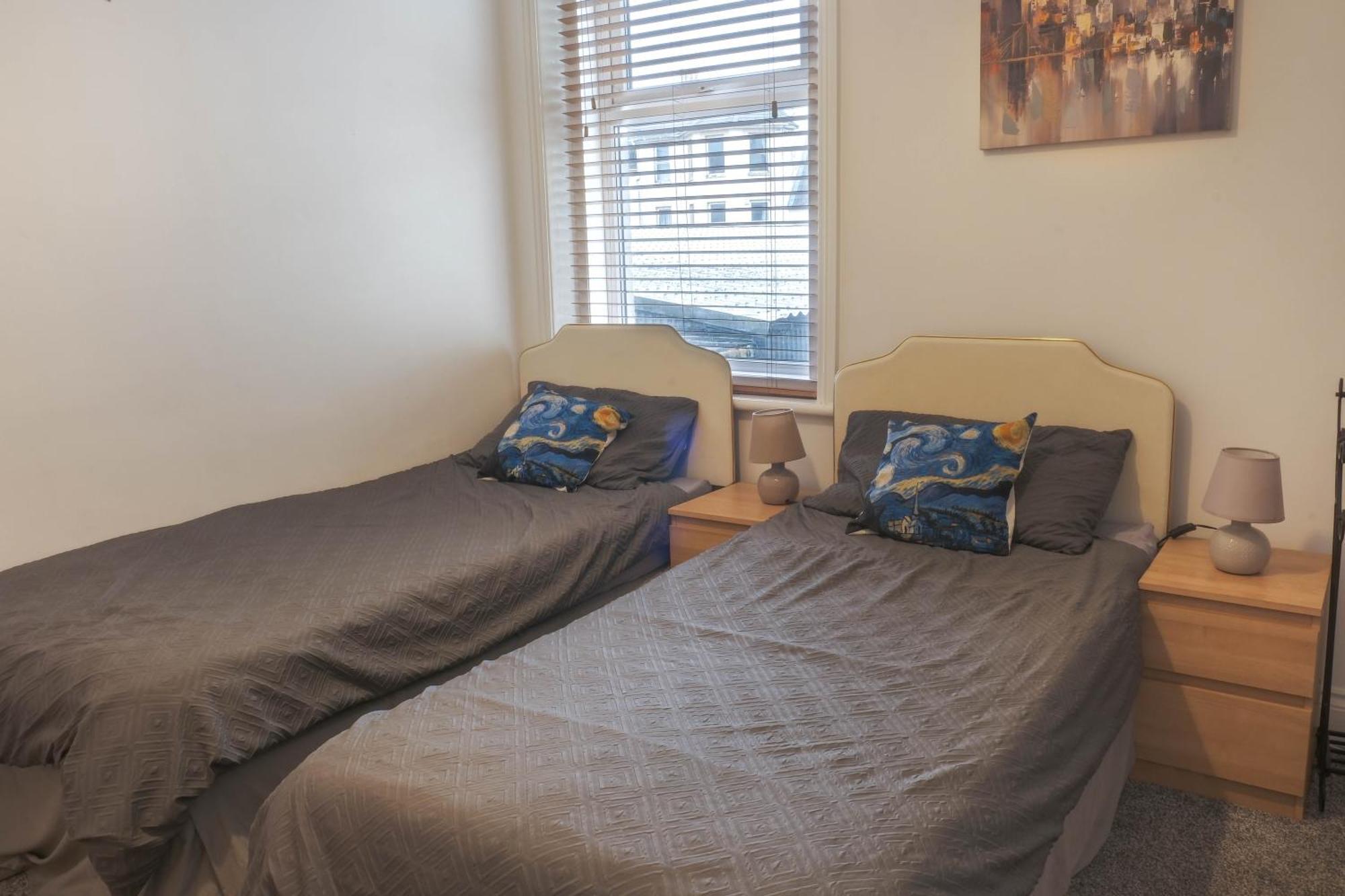 Bournemouth Beachfront Retreat 3 Bedroom 3 Bathroom Seaside B&B With Free Parking Exteriér fotografie
