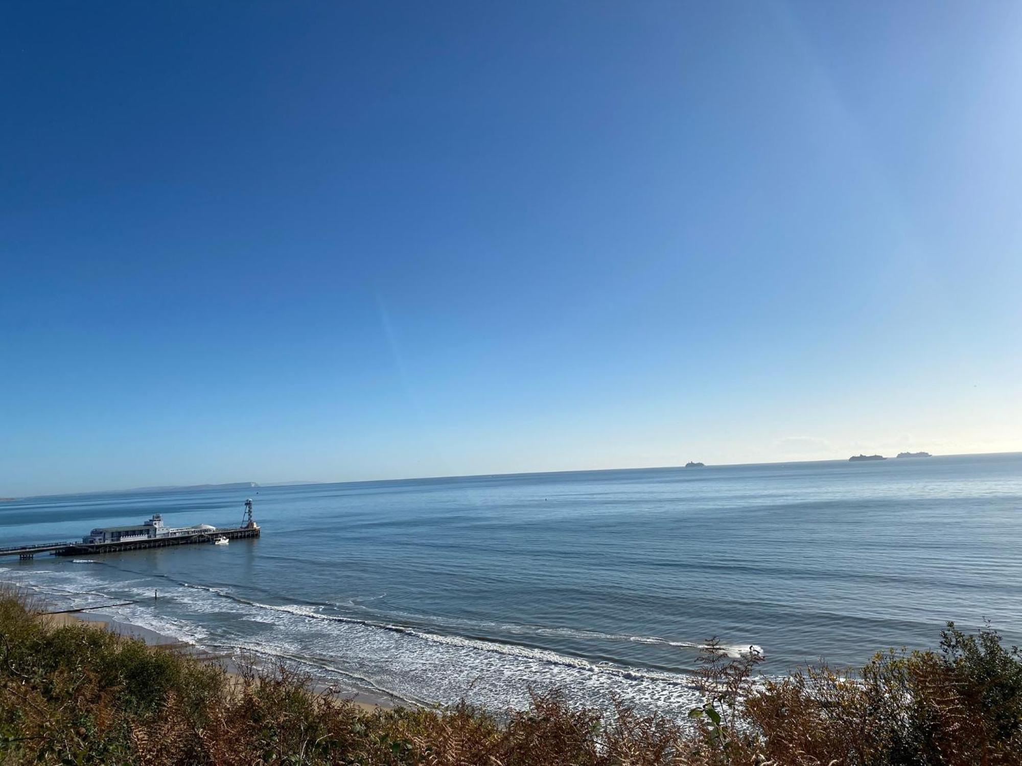 Bournemouth Beachfront Retreat 3 Bedroom 3 Bathroom Seaside B&B With Free Parking Exteriér fotografie